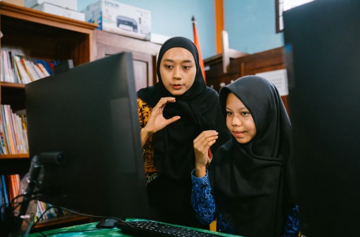 Telkom Perluas Akses Digital bagi Sekolah Luar Biasa
